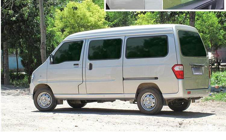 亮窗行動(dòng)面包車